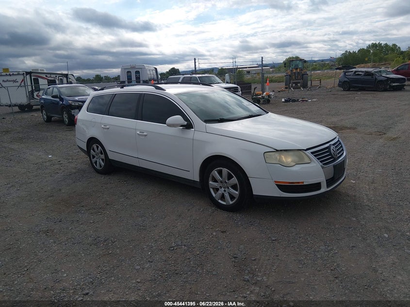 2007 Volkswagen Passat VIN WVWLK73CX7E104515 IAAI salvage auction — LEFT FRONT, Clear (Montana), sold $225 on 2026-08-15 (photo 1)
