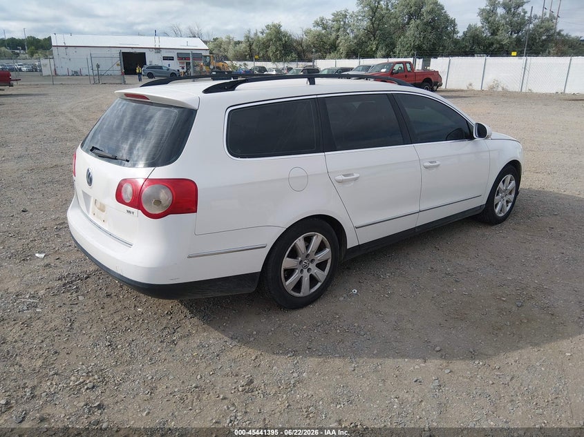 2007 Volkswagen Passat VIN WVWLK73CX7E104515 IAAI salvage auction — LEFT FRONT, Clear (Montana), sold $225 on 2026-08-15 (photo 4)
