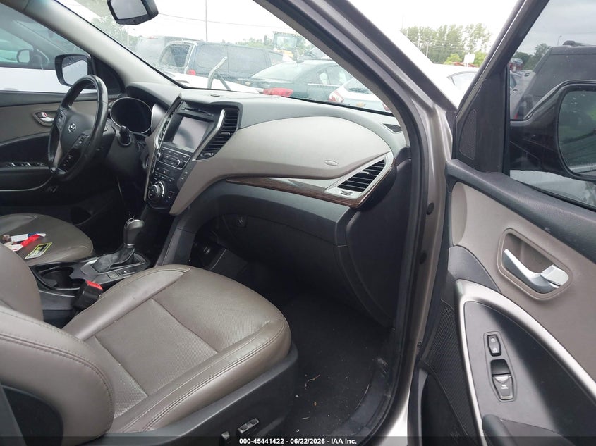 2017 Hyundai Santa fe VIN 5XYZUDLB8HG427190 IAAI salvage auction — FRONT END, Salvage Title, sold $2,800 on 2026-07-28 (photo 5)