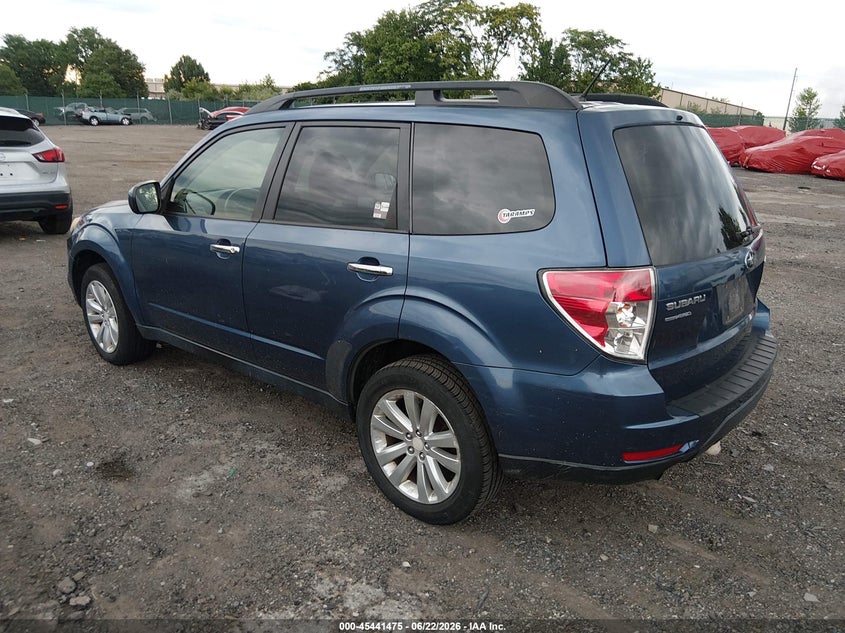 2011 Subaru Forester VIN JF2SHADC6BH731291 IAAI salvage auction — NORMAL WEAR, Clear (Pennsylvania), sold $800 on 2026-07-17 (photo 3)