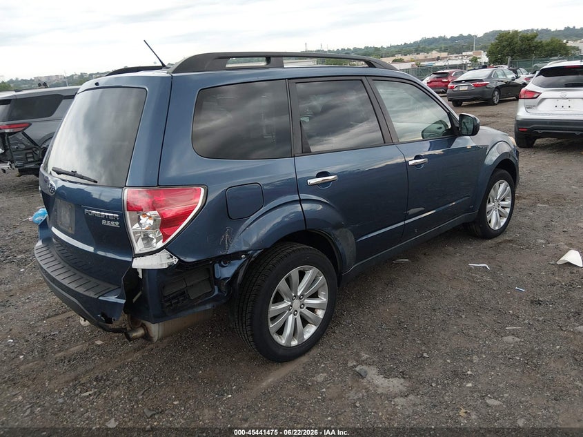 2011 Subaru Forester VIN JF2SHADC6BH731291 IAAI salvage auction — NORMAL WEAR, Clear (Pennsylvania), sold $800 on 2026-07-17 (photo 4)