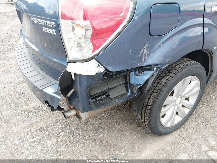 2011 Subaru Forester VIN JF2SHADC6BH731291 IAAI salvage auction — NORMAL WEAR, Clear (Pennsylvania), sold $800 on 2026-07-17 (photo 6)