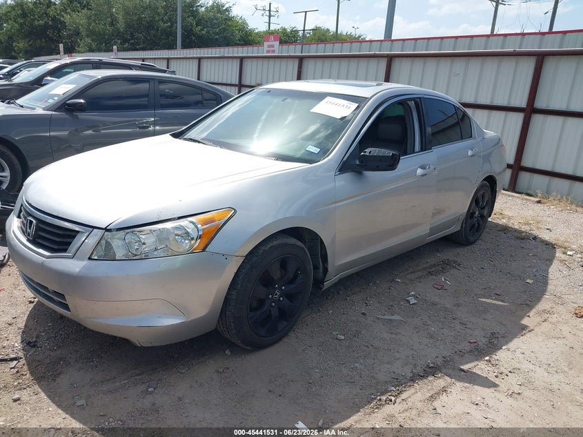 2008 Honda Accord VIN JHMCP268X8C009878 IAAI salvage auction — REAR END, Salvage (Texas), sold $850 on 2026-07-16 (photo 2)