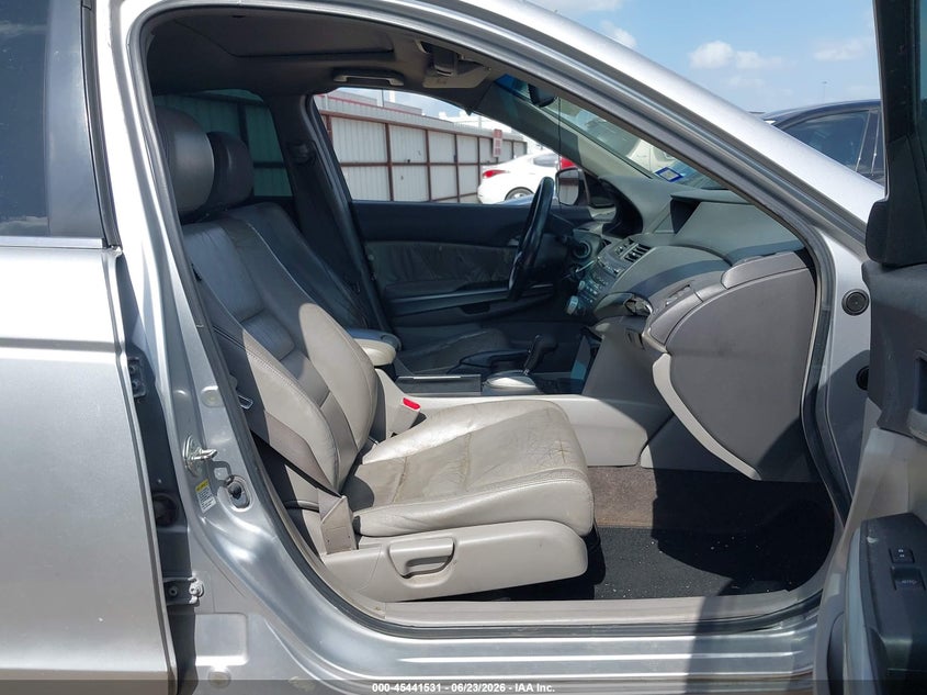 2008 Honda Accord VIN JHMCP268X8C009878 IAAI salvage auction — REAR END, Salvage (Texas), sold $850 on 2026-07-16 (photo 5)