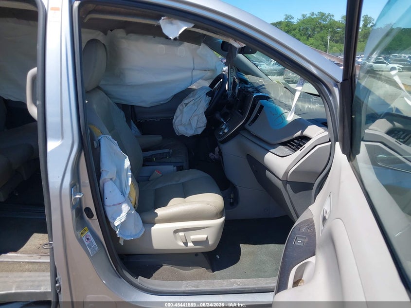 2015 Toyota Sienna VIN 5TDKK3DC7FS670952 IAAI salvage auction — FRONT END, Mv-907A (New York), sold $950 on 2026-07-14 (photo 5)