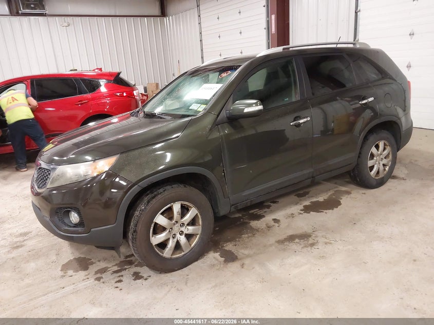 2011 Kia Sorento VIN 5XYKT3A1XBG106137 IAAI salvage auction — LEFT & RIGHT, Mv-907A (New York), sold $975 on 2026-07-21 (photo 2)