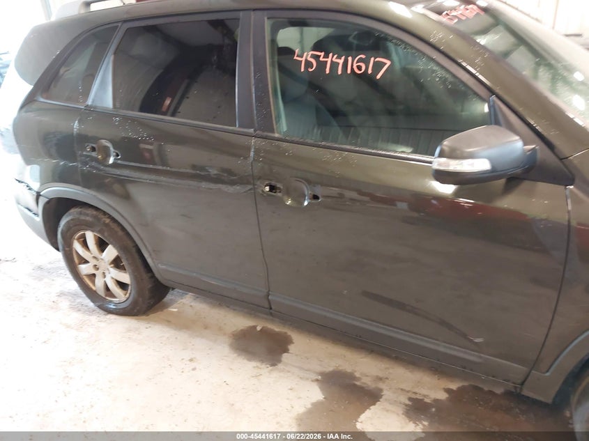 2011 Kia Sorento VIN 5XYKT3A1XBG106137 IAAI salvage auction — LEFT & RIGHT, Mv-907A (New York), sold $975 on 2026-07-21 (photo 6)