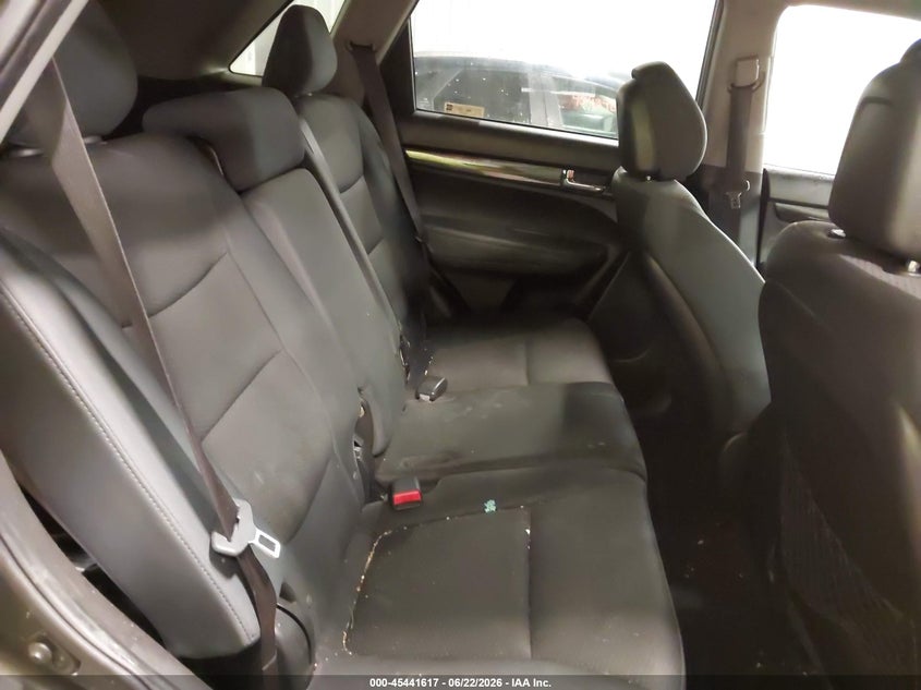 2011 Kia Sorento VIN 5XYKT3A1XBG106137 IAAI salvage auction — LEFT & RIGHT, Mv-907A (New York), sold $975 on 2026-07-21 (photo 8)