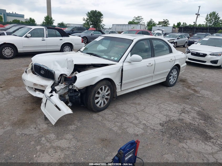 2003 Hyundai Sonata VIN KMHWF35H43A881241 IAAI salvage auction — ENGINE DAMAGE, Salvage (Pennsylvania), sold $300 on 2026-07-31 (photo 2)