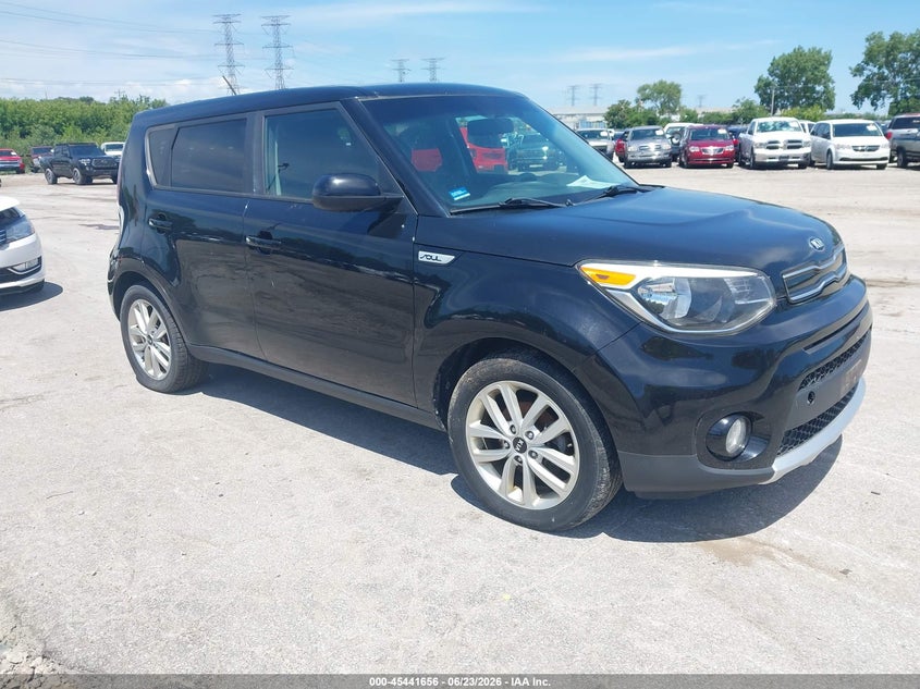 2017 Kia Soul VIN KNDJP3A55H7418598 IAAI salvage auction — NORMAL WEAR, Clear (Illinois), sold $500 on 2026-07-29 (photo 1)