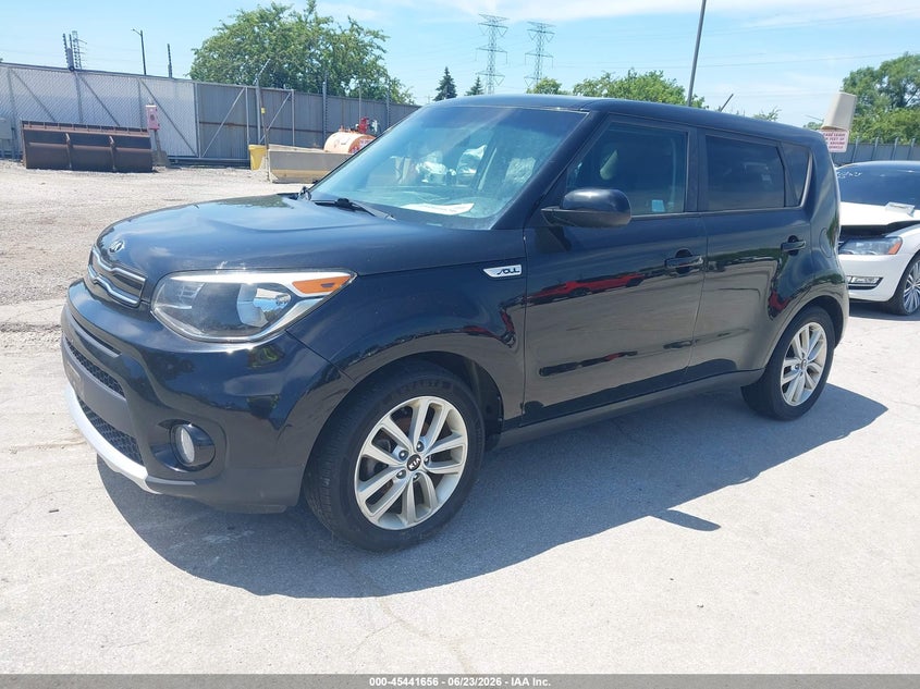 2017 Kia Soul VIN KNDJP3A55H7418598 IAAI salvage auction — NORMAL WEAR, Clear (Illinois), sold $500 on 2026-07-29 (photo 2)