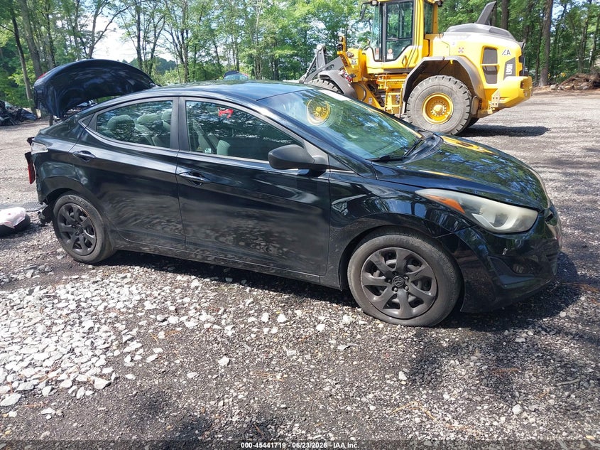 2015 Hyundai Elantra VIN KMHDH4AE1FU265518 IAAI salvage auction — FRONT & REAR, Clear (Virginia), sold $475 on 2026-07-10 (photo 1)