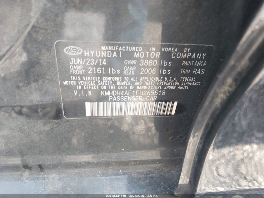 2015 Hyundai Elantra VIN KMHDH4AE1FU265518 IAAI salvage auction — FRONT & REAR, Clear (Virginia), sold $475 on 2026-07-10 (photo 9)