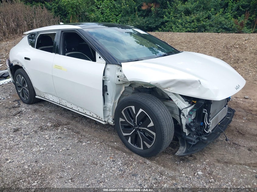 2022 Kia Ev6 VIN KNDC44LA8N5054461 — IAAI salvage auction photo