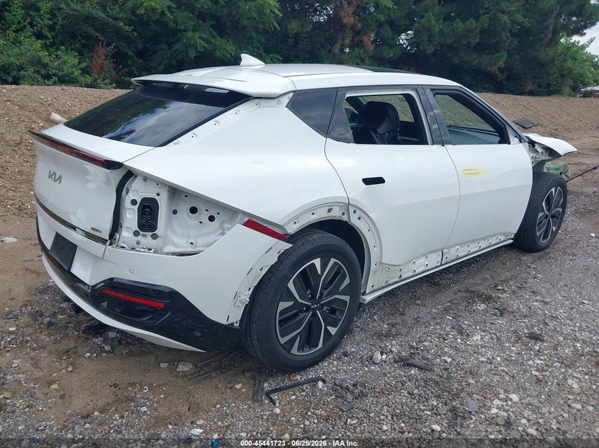 2022 Kia Ev6 VIN KNDC44LA8N5054461 IAAI salvage auction — RIGHT FRONT, Salvage (Indiana), sold $8,900 on 2026-08-19 (photo 4)