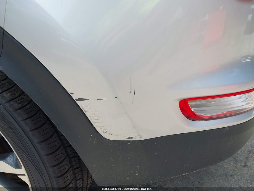 2017 Kia Sportage VIN KNDPNCAC4H7223946 IAAI salvage auction — NORMAL WEAR, Original (Maine), sold $3,100 on 2026-07-06 (photo 6)