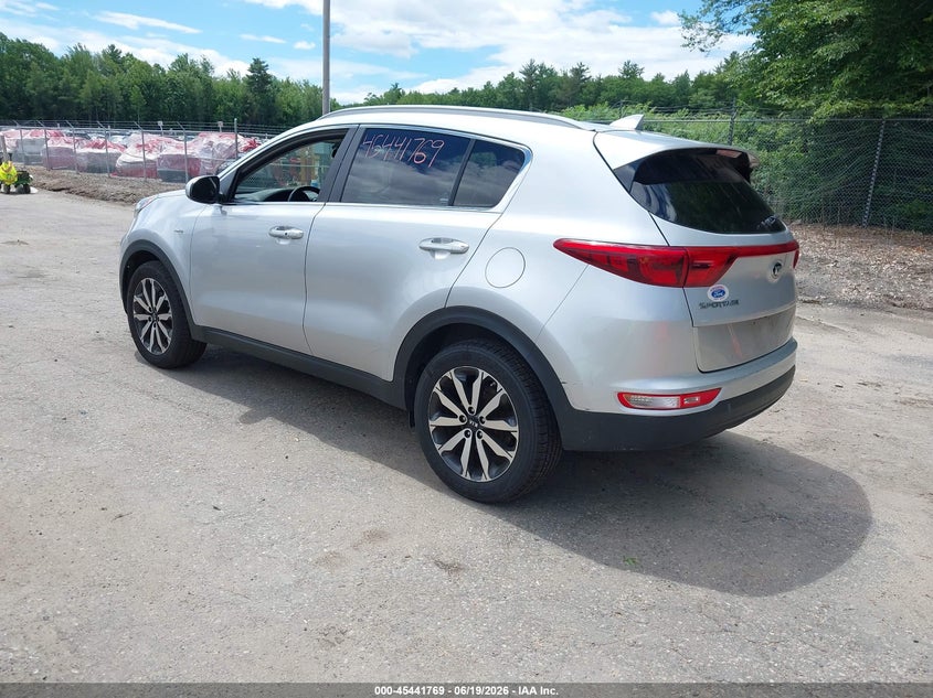 2017 Kia Sportage VIN KNDPNCAC4H7223946 IAAI salvage auction — NORMAL WEAR, Original (Maine), sold $3,100 on 2026-07-06 (photo 3)