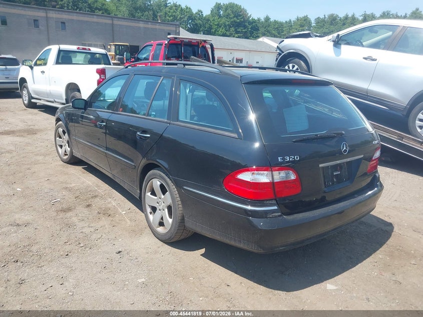 2004 Mercedes-benz E-class VIN WDBUH82J74X160984 IAAI salvage auction — FRONT END, Clear (Massachusetts), sold $475 on 2026-07-10 (photo 3)