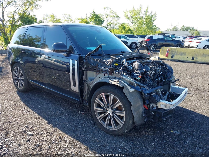 2025 Land rover RANGE ROVER VIN SALK19F47SA257263 IAAI salvage auction — LEFT FRONT, Salvage Title, sold $57,500 on 2026-08-24 (photo 1)