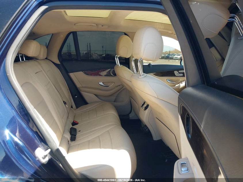 2016 Mercedes-benz Glc VIN WDC0G4KB5GF065218 IAAI salvage auction — NORMAL WEAR, Clear - Dealer Only (California), sold $5,025 on 2026-07-08 (photo 8)