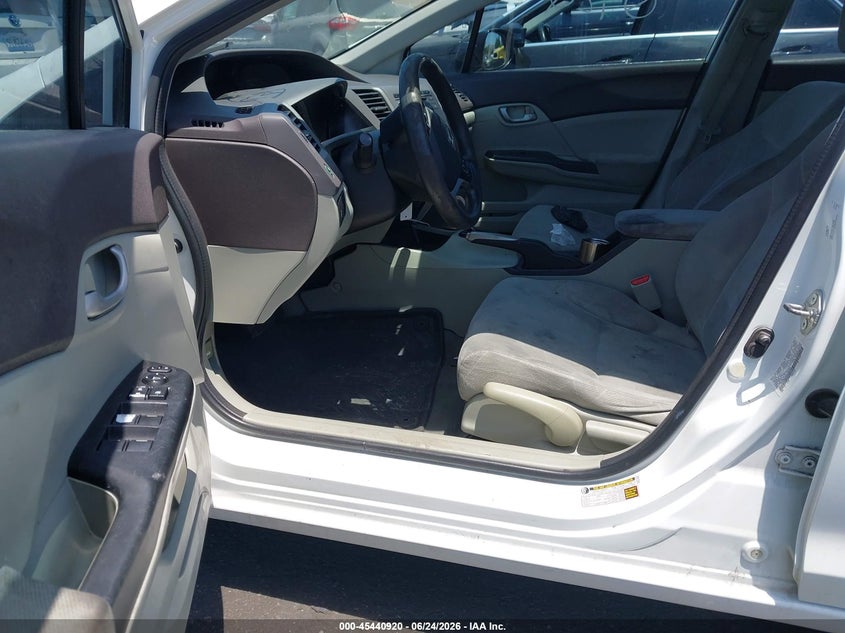 2012 Honda Civic VIN 19XFB2F55CE333955 IAAI salvage auction — SIDE, Salvage Title, sold $1,400 on 2026-07-12 (photo 5)