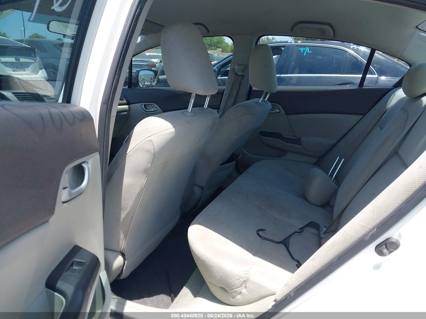 2012 Honda Civic VIN 19XFB2F55CE333955 IAAI salvage auction — SIDE, Salvage Title, sold $1,400 on 2026-07-12 (photo 8)