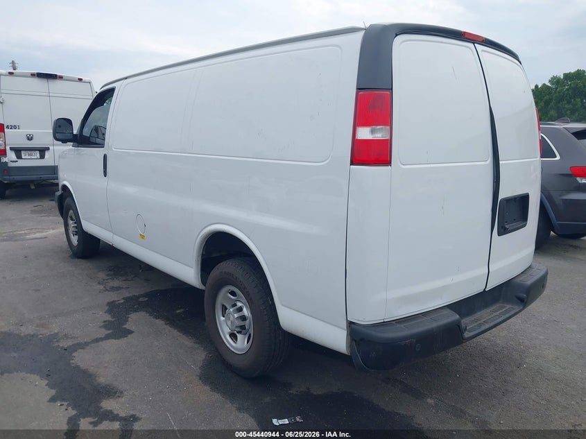 2021 Chevrolet Express VIN 1GCZGGF72M1157397 IAAI salvage auction — REPOSSESSION, Salvage Title, sold $7,200 on 2026-07-21 (photo 3)