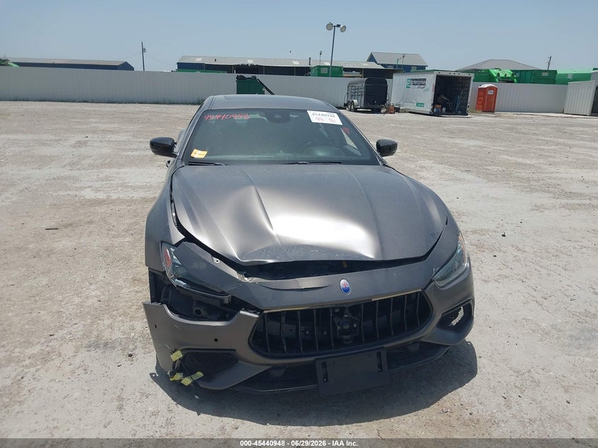 2020 Maserati Ghibli VIN ZAM57YTS9L1343767 IAAI salvage auction — FRONT & REAR, Original (Texas), sold $8,500 on 2026-08-08 (photo 6)
