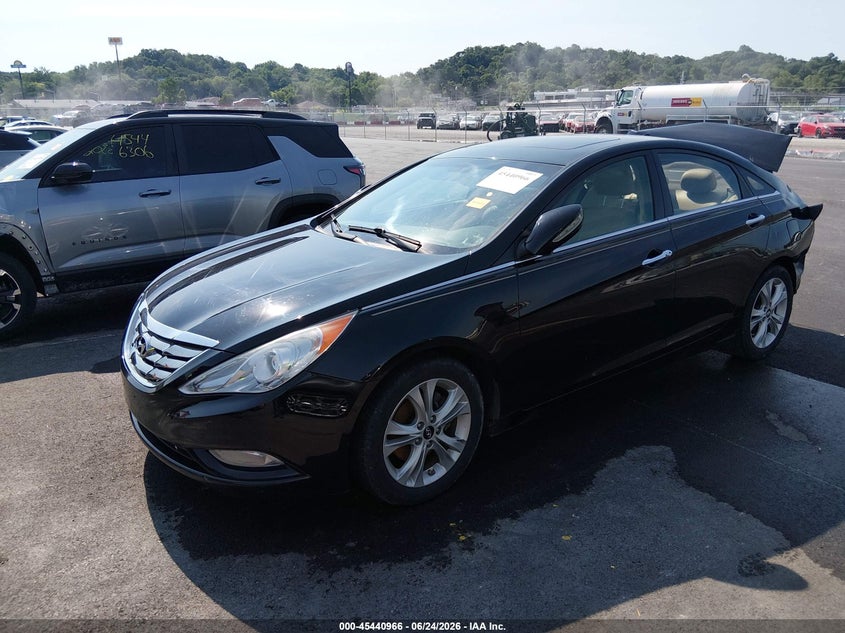 2013 Hyundai Sonata VIN 5NPEC4AC3DH558382 IAAI salvage auction — REAR END, Salvage (Missouri), sold $25 on 2026-07-28 (photo 2)