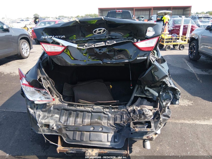 2013 Hyundai Sonata VIN 5NPEC4AC3DH558382 IAAI salvage auction — REAR END, Salvage (Missouri), sold $25 on 2026-07-28 (photo 6)