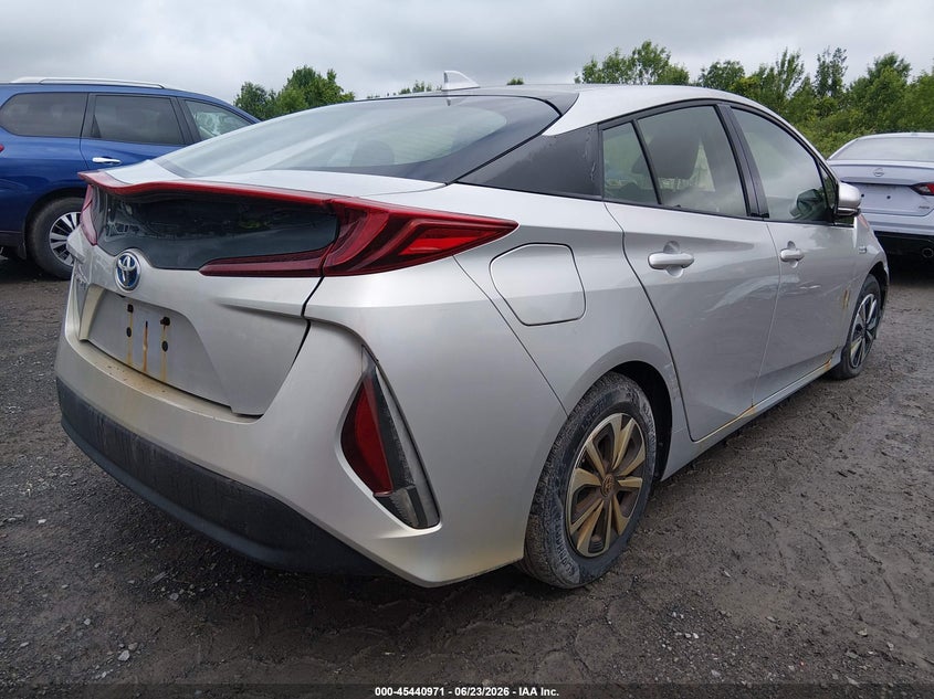 2017 Toyota Prius VIN JTDKARFP4H3058430 IAAI salvage auction — NORMAL WEAR, Clear (New York), sold $4,050 on 2026-07-16 (photo 4)