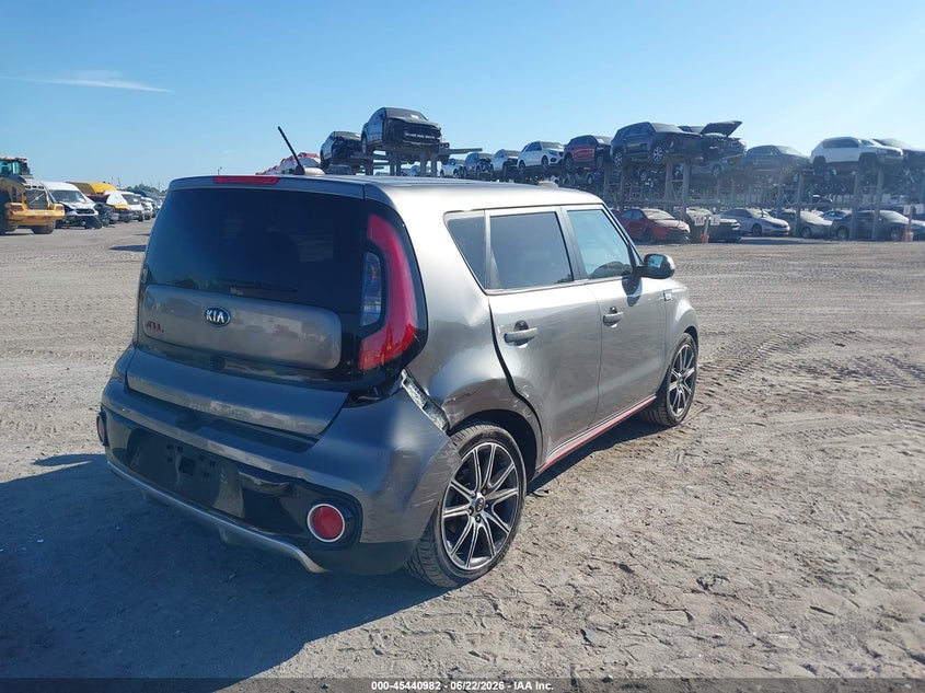 2018 Kia Soul VIN KNDJX3AA7J7588691 IAAI salvage auction — REAR END, Salvage Title, sold $2,000 on 2026-07-28 (photo 4)