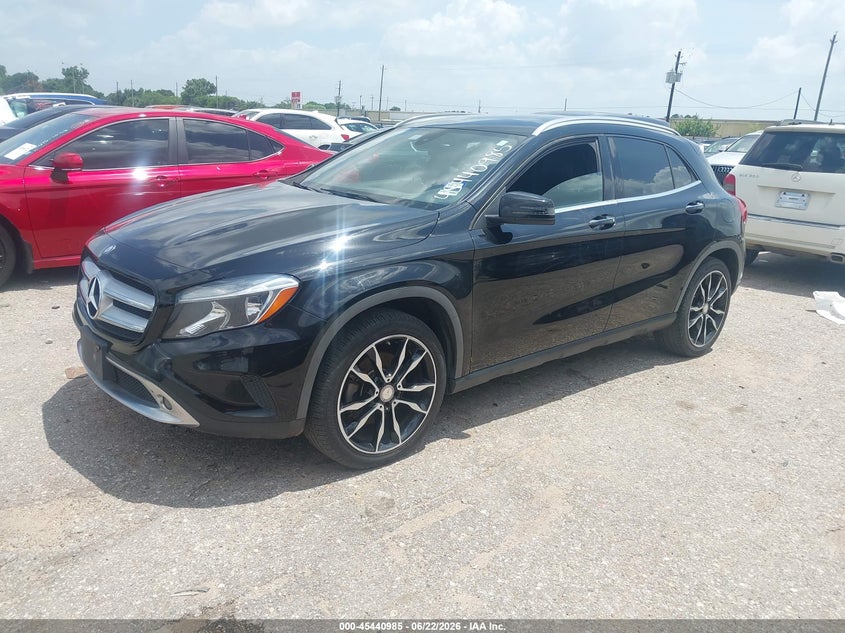 2016 Mercedes-benz Gla-klasse VIN WDCTG4EB5GJ255655 IAAI salvage auction — NORMAL WEAR, Original (Texas), sold $3,325 on 2026-07-15 (photo 2)