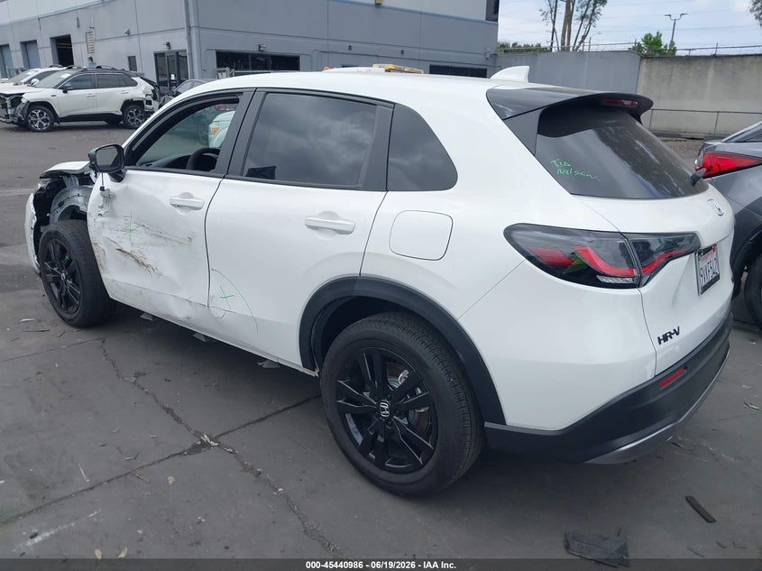 2026 Honda Hr-v VIN 3CZRZ1H58TM714358 IAAI salvage auction — SIDE, Salvage Title, sold $9,500 on 2026-07-29 (photo 3)