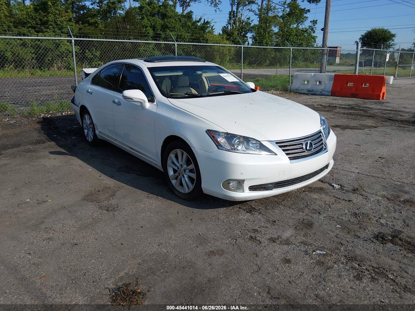2011 Lexus ES VIN JTHBK1EG6B2442012 IAAI salvage auction — REAR END, Rebuildable (Florida), sold $1,650 on 2026-07-17 (photo 1)