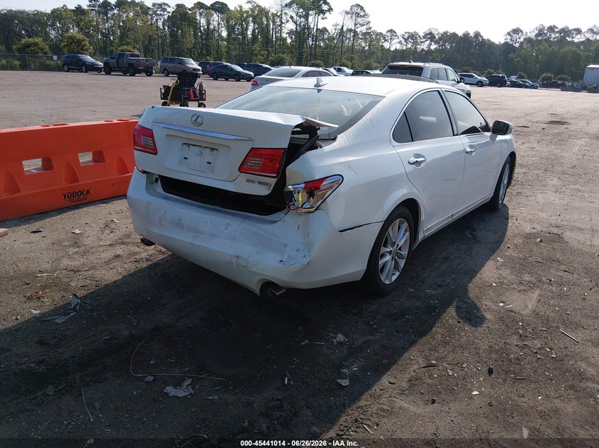 2011 Lexus ES VIN JTHBK1EG6B2442012 IAAI salvage auction — REAR END, Rebuildable (Florida), sold $1,650 on 2026-07-17 (photo 4)