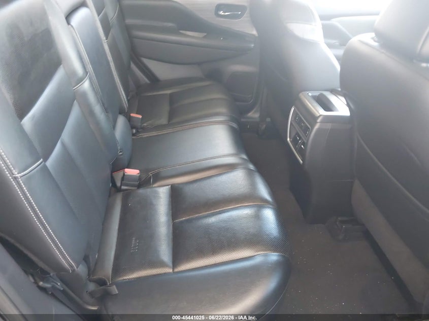 2016 Nissan Murano VIN 5N1AZ2MH5GN152208 IAAI salvage auction — NORMAL WEAR, Salvage Title, sold $2,400 on 2026-07-28 (photo 8)