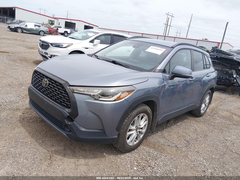 2022 Toyota Corolla cross VIN 7MUCAAAG6NV002387 IAAI salvage auction — WATER/FLOOD, Certificate Of Destruction (Louisiana), sold $8,800 on 2026-07-22 (photo 2)