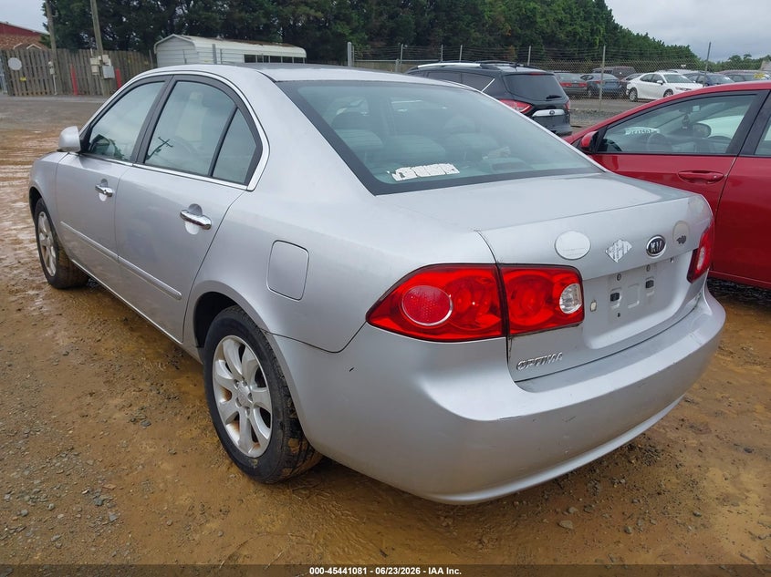 2008 Kia Optima VIN KNAGE123885210869 IAAI salvage auction — NORMAL WEAR, Clear (Virginia), sold $550 on 2026-07-27 (photo 3)