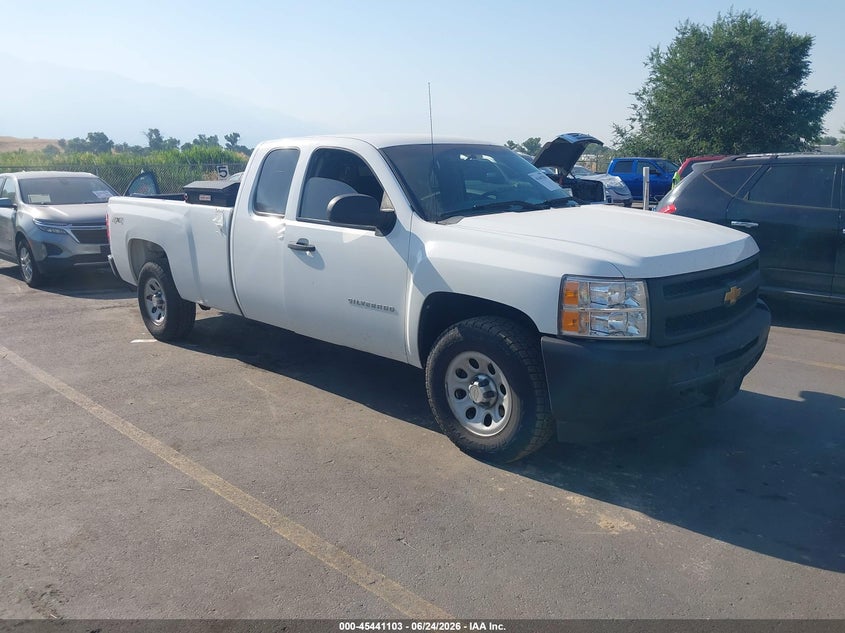 2010 Chevrolet Silverado 1500 VIN 1GCSKPE05AZ250173 IAAI salvage auction — FRONT & REAR, Clear (Utah), sold $825 on 2026-07-09 (photo 1)