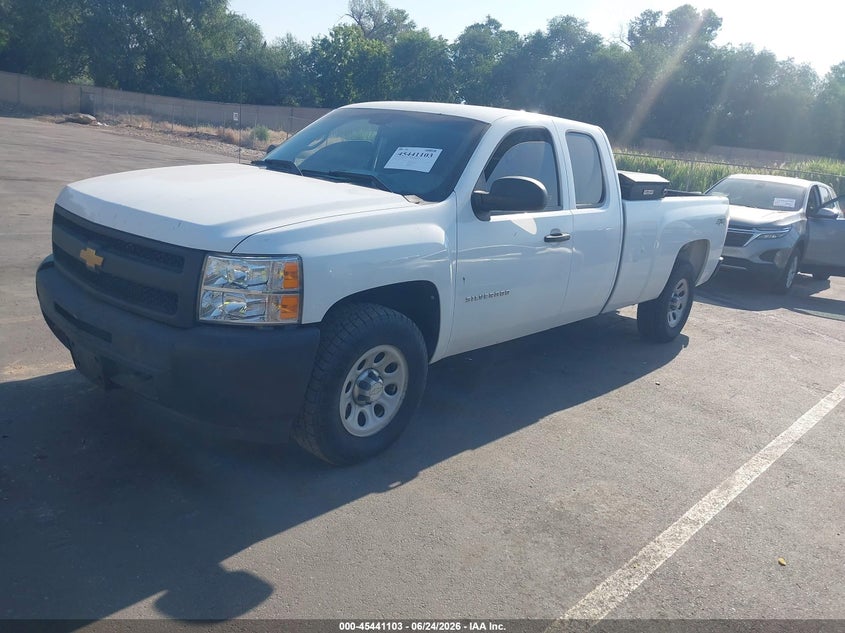 2010 Chevrolet Silverado 1500 VIN 1GCSKPE05AZ250173 IAAI salvage auction — FRONT & REAR, Clear (Utah), sold $825 on 2026-07-09 (photo 2)