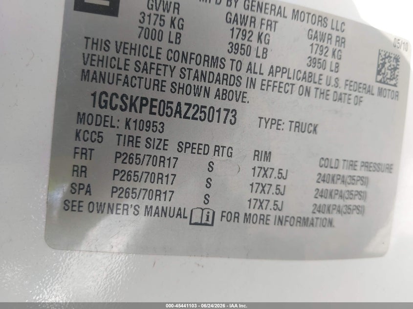 2010 Chevrolet Silverado 1500 VIN 1GCSKPE05AZ250173 IAAI salvage auction — FRONT & REAR, Clear (Utah), sold $825 on 2026-07-09 (photo 9)