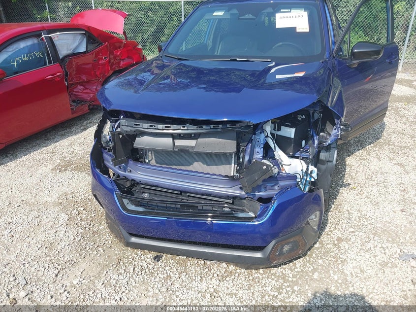 2025 Subaru Forester VIN JF2SLDHC1SH552568 IAAI salvage auction — FRONT END, Salvage (Ohio), sold $8,700 on 2026-09-01 (photo 6)
