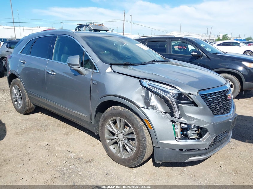 2023 Cadillac Xt5 VIN 1GYKNDR49PZ107930 IAAI salvage auction — RIGHT FRONT, Salvage Title, sold $7,300 on 2026-07-29 (photo 1)