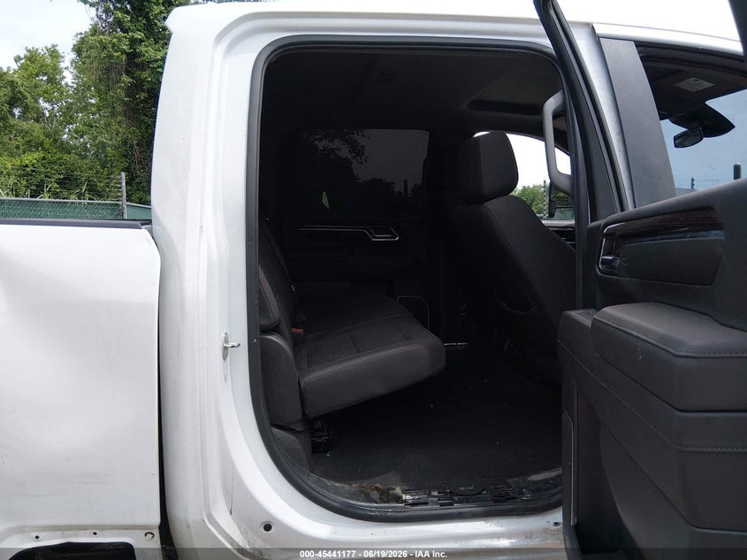 2024 Chevrolet Silverado 2500 VIN 1GC1YNEY0RF202212 IAAI salvage auction — REAR END, Salvage (Pennsylvania), sold $9,350 on 2026-07-09 (photo 8)