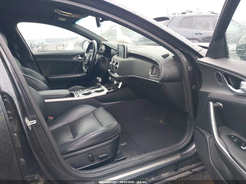 2019 Kia Stinger VIN KNAE35LC6K6057817 IAAI salvage auction — LEFT FRONT, Mv-907A (New York), sold $3,150 on 2026-07-20 (photo 5)