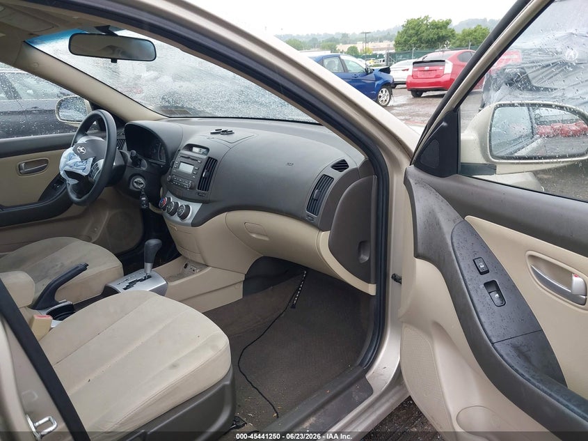 2009 Hyundai Elantra VIN KMHDU46D39U751067 IAAI salvage auction — FRONT END, Salvage (Pennsylvania), sold $625 on 2026-07-08 (photo 5)