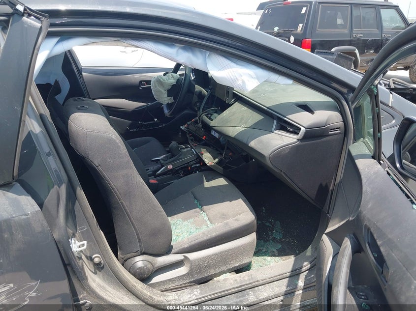 2026 Toyota Corolla VIN 5YFB4MDE6TP402271 IAAI salvage auction — FRONT & REAR, Salvage Title, sold $975 on 2026-07-14 (photo 5)