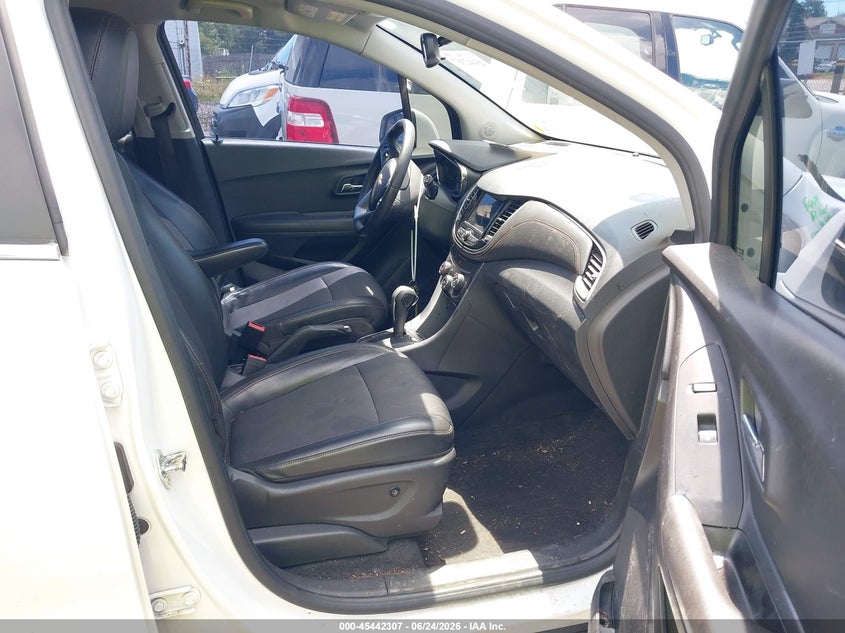 2018 Chevrolet Trax VIN KL7CJPSBXJB574786 IAAI salvage auction — RIGHT FRONT, Mv-907A (New York), sold $800 on 2026-07-08 (photo 5)