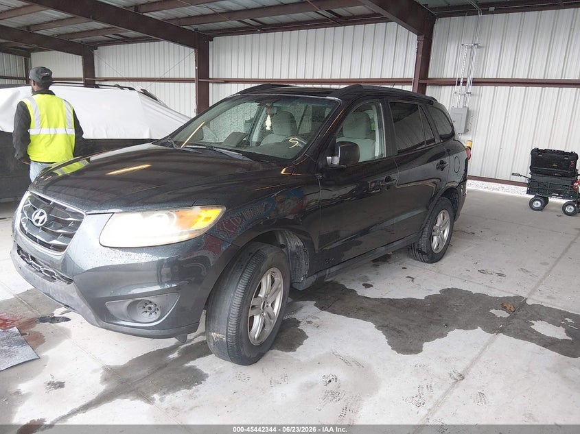 2010 Hyundai Santa fe VIN 5NMSG3AB4AH361271 IAAI salvage auction — REAR END, Salvage - Greater Than 75% (Maryland), sold $825 on 2026-09-04 (photo 2)
